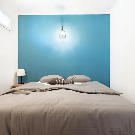 Bed & Breakfast La Casa De Familia Malaga
