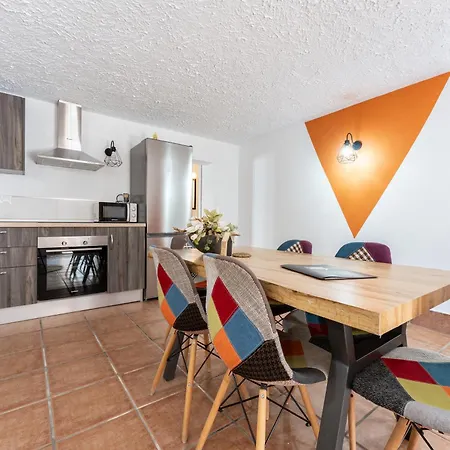 La Casa De Familia Bed & Breakfast