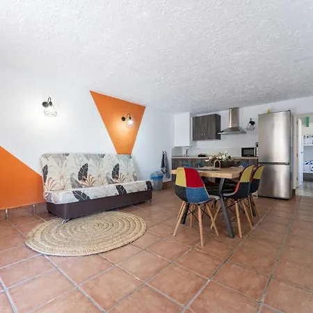 La Casa De Familia Bed & Breakfast