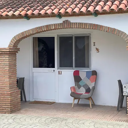 La Casa De Familia